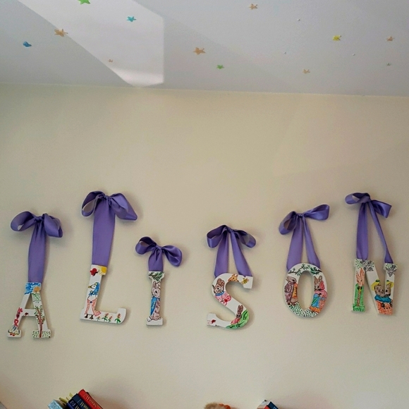 Hand painted letters. - Picture 1 of 5